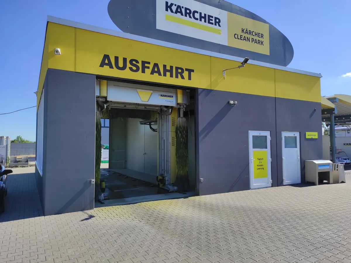 Ausfahrt der Kärcher-Waschanlage in Kirchheimbolanden